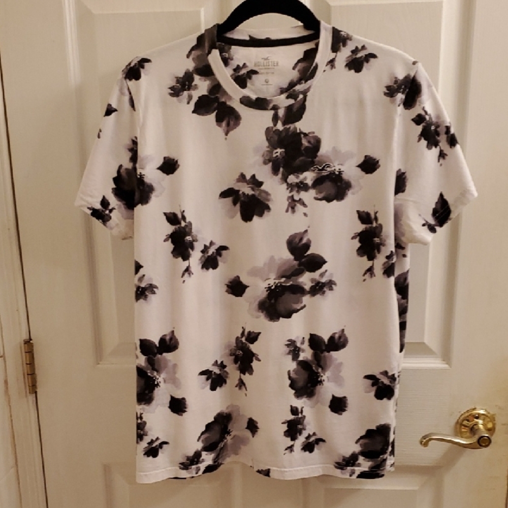 Hollister Mens Floral Short Sleeve Tee
